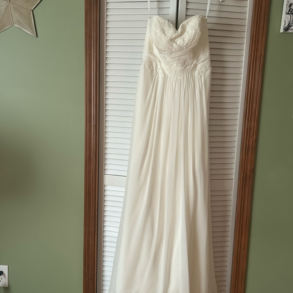 Wedding dress